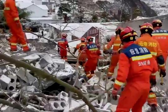 Ít nhất 47 người bị chôn vùi trong vụ lở đất ở Trung Quốc