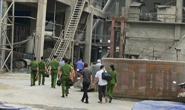 Tai nạn lao động ở nhà máy xi măng: 10 người thương vong