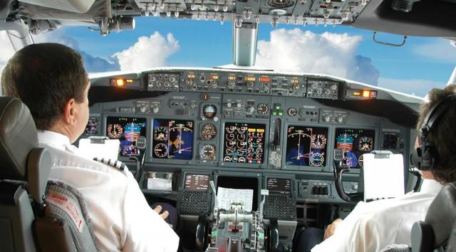 Bù tiền cho phi công Vietnam Airlines thấp lương hơn phi công "ngoại"
