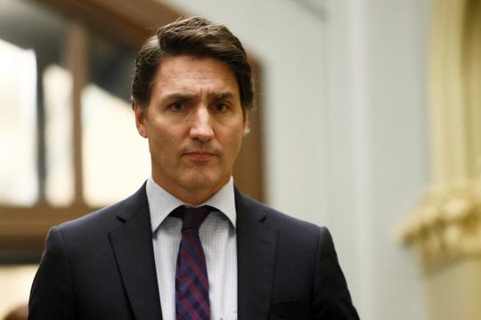 Thủ tướng Canada xin lỗi Tổng thống Ukraine
