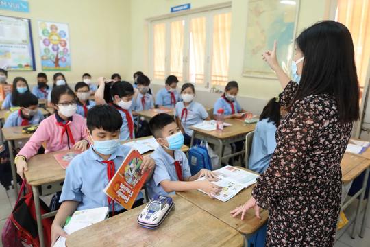 Hà Nội tiếp tục đưa giáo viên 6.5 IELTS đi học nước ngoài