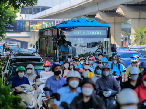 Hà Nội dự kiến cắt giảm 4.000 nhân viên phục vụ xe buýt
