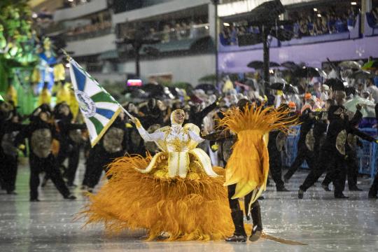 Lễ hội hóa trang Carnival lớn nhất Brazil sắp trở lại