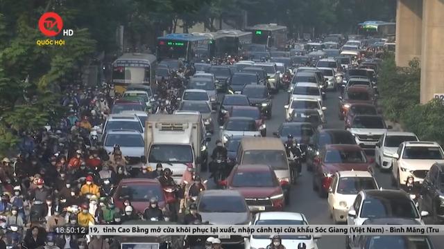 Đề xuất thu phí xe vào nội đô Hà Nội từ năm 2027 - Có khiên cưỡng?