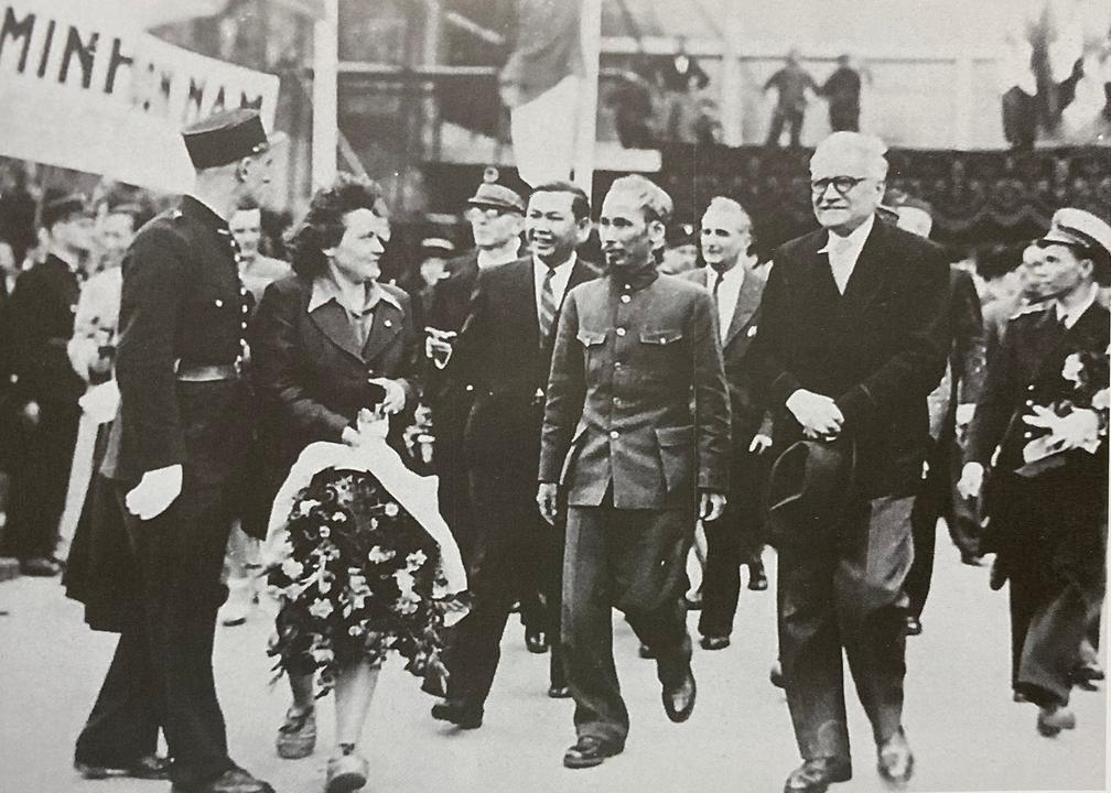 Hình ảnh quý về chuyến công du nước ngoài đầu tiên của Chủ tịch Hồ Chí Minh

