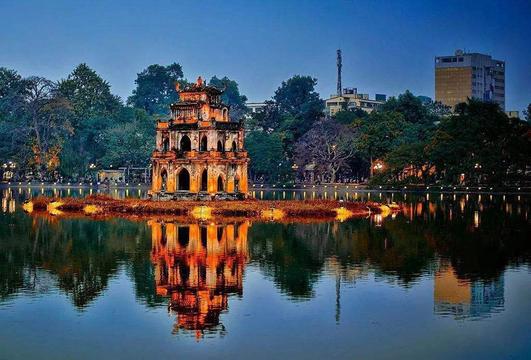 Hồ Hoàn Kiếm và phố cổ Hà Nội là khu du lịch cấp thành phố
