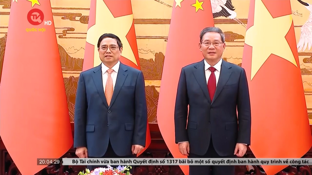 Thủ tướng Phạm Minh Chính hội đàm với Thủ tướng Trung Quốc  