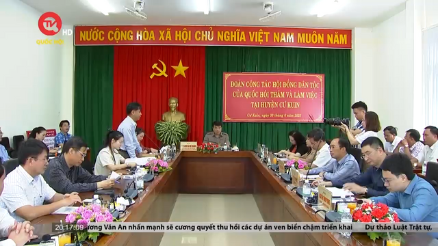 Đoàn công tác của Hội đồng dân tộc làm việc tại huyện Cư Kuin, Đắk Lắk 