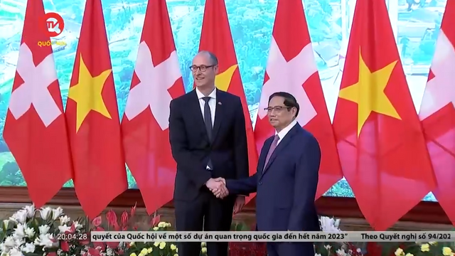 Thủ tướng Phạm Minh Chính tiếp Chủ tịch Hội đồng Quốc gia Thụy Sĩ 