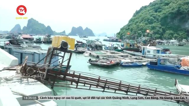 Quảng Ninh còn hơn 600 du khách ở lại các đảo