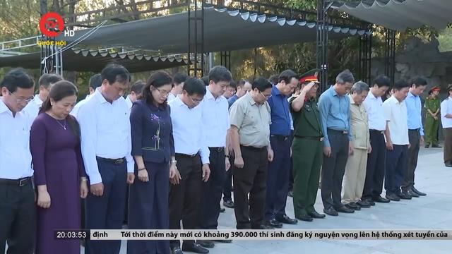 Thủ tướng Chính phủ Phạm Minh Chính tri ân Anh hùng liệt sĩ tại Quảng Trị