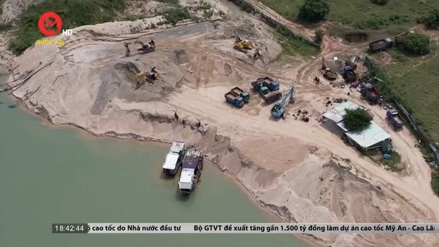 Hồ thủy lợi ở Khánh Hòa ngày đêm bị “rút ruột” vì cát tặc