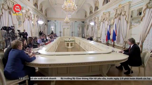 Tổng thống Nga trả lời báo chí về xung đột tại Ukraine