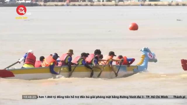 Sôi nổi Giải vô địch đua thuyền truyền thống TP Hồ Chí Minh mở rộng