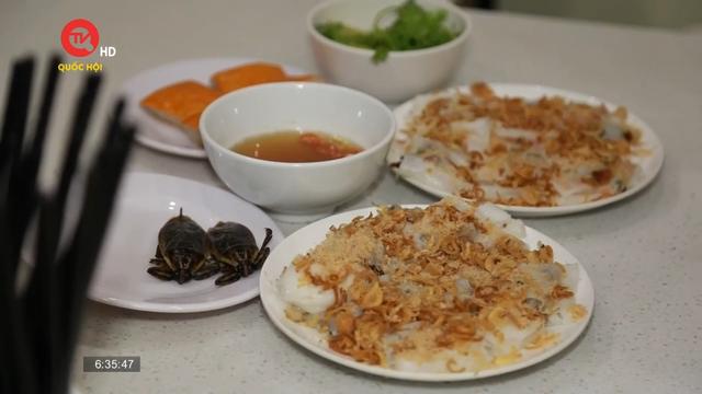 Ăn gì sáng nay: Bánh cuốn Thanh Vân – hàng bánh cuốn 70 năm tuổi đời không thể bỏ lỡ khi tới Hà Nội