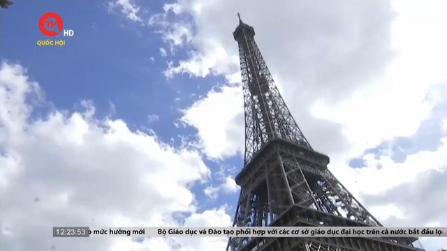 Sơ tán du khách khỏi tháp Eiffel do cảnh báo an ninh