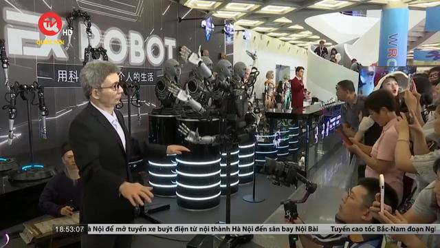 Robot hình người chiếm ưu thế tại Hội nghị Robot thế giới 
