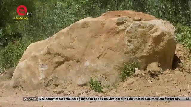 Bình Định: Chưa có khu tái định cư để di dời dân ở vùng sạt lở núi Cấm 
