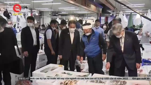 Thủ tướng Nhật Bản cam kết tìm giải pháp cho xuất khẩu hải sản