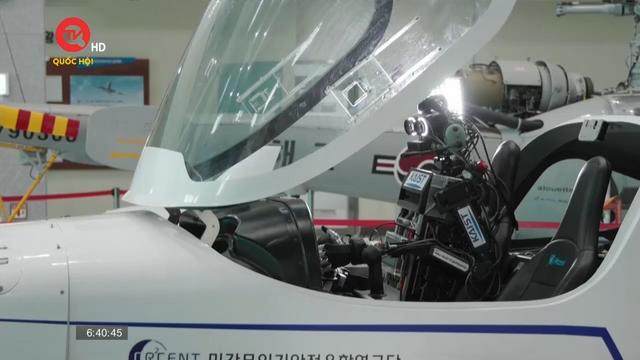 Hàn Quốc phát triển robot phi công hình người 