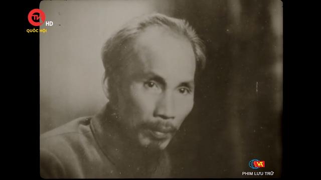 Phim tài liệu: Hồ Chí Minh chân dung một con người