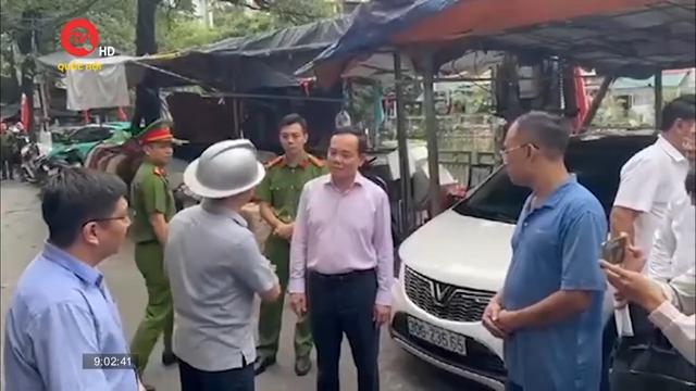 Phó Thủ tướng Trần Lưu Quang đến hiện trường vụ cháy chung cư mini ở Hà Nội