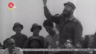 Đồng bào Quảng Trị chào đón Lãnh tụ Fidel Castro