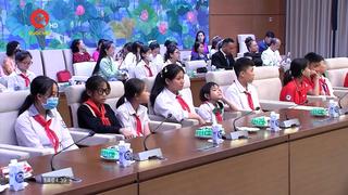 Đoàn học sinh khuyết tật, mồ côi gặp mặt, báo công với Lãnh đạo Quốc hội 