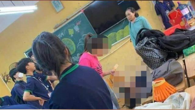 Sở GD&ĐT Hà Nội chỉ đạo tạm đình chỉ cô giáo túm cổ áo, kéo lê học sinh
