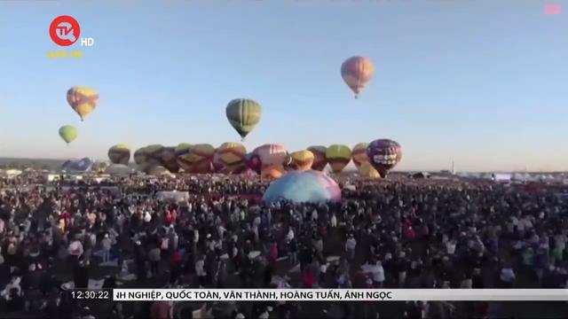 Lễ hội Khinh khí cầu quốc tế với 600 khinh khí cầu và 700 phi công