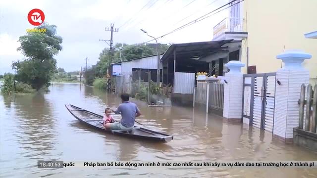 Người dân Thừa Thiên Huế chủ động ứng phó với mưa lớn kéo dài 