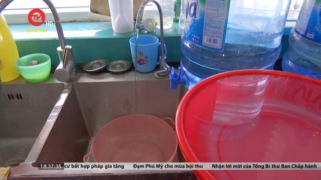 Đóng tiền nước sạch, dân nhận nước "khác thường" cho sinh hoạt