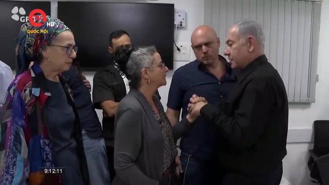 Thủ tướng Israel gặp gỡ gia đình của những người bị bắt làm con tin