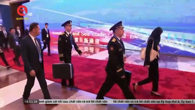 Vali hạt nhân tháp tùng Tổng thống Nga đến Trung Quốc