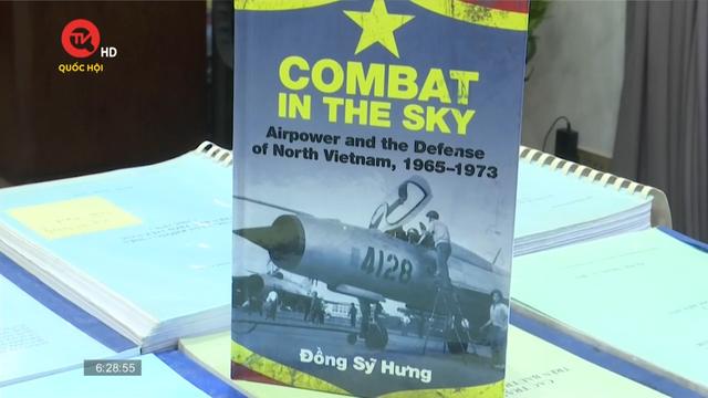 Sách về không chiến ở Việt Nam xuất bản tại Mỹ