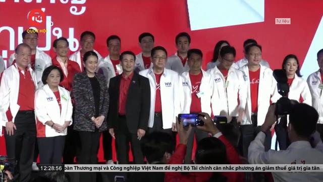 Con gái ông Thaksin đắc cử lãnh đạo Đảng Pheu Thai