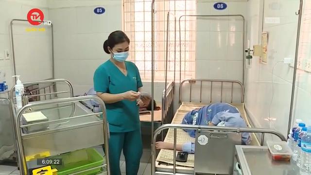 Nhập viện do sốt xuất huyết tăng mạnh tại Hà Nội	