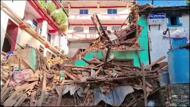 Ít nhất 128 người chết vì động đất mạnh ở Nepal, thủ đô Ấn Độ cũng rung lắc
