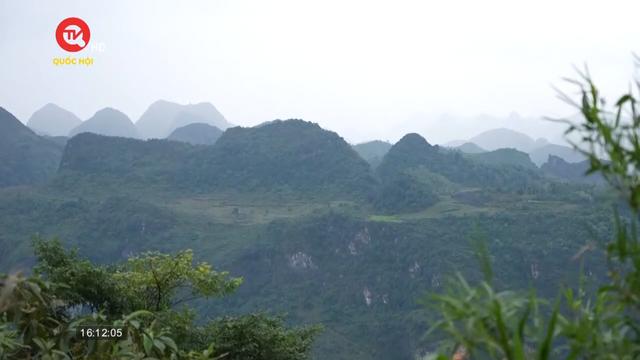 Khảo sát công viên địa chất toàn cầu UNESCO non nước Cao Bằng