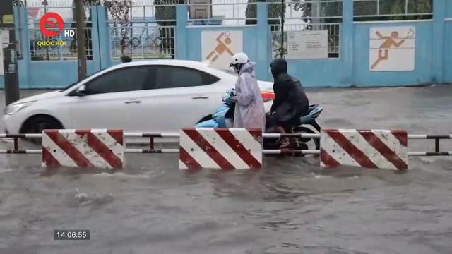 Mưa lớn gây ngập cục bộ nhiều nơi tại Ninh Thuận