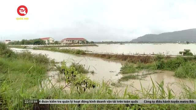 Mưa lớn gây ngập lụt nhiều nơi ở Khánh Hòa 