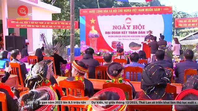 Phó Chủ tịch Quốc hội Trần Quang Phương chung vui ngày hội đại đoàn kết tại Bắc Kạn 
