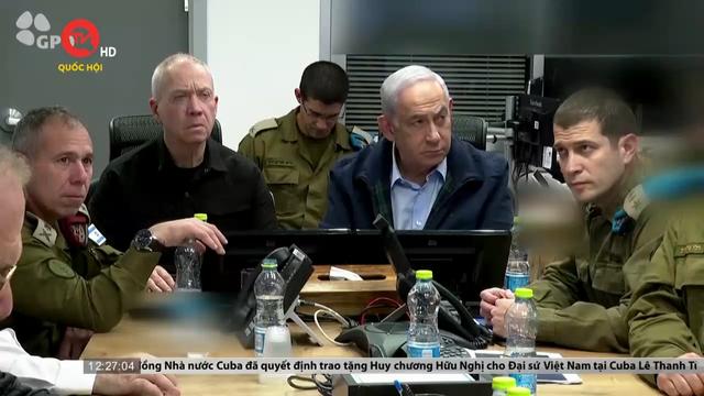 Hamas trả tự do cho nhóm con tin đầu tiên 