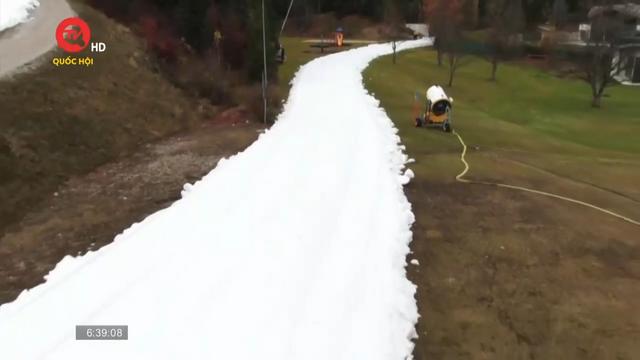 Nước Áo bảo quản tuyết trong bối cảnh biến đổi khí hậu 