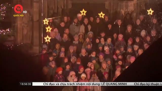 Sôi động không khí Giáng sinh ở khu chợ lâu đời nhất nước Đức 