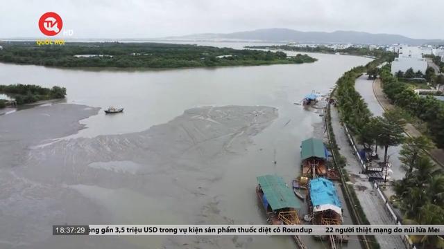 Bình Định: Người dân khốn khổ vì "sông bùn" 