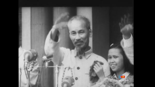 Phim tài liệu: Nguyễn Ái Quốc - Hồ Chí Minh