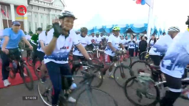 Khai mạc giải đua xe đạp hữu nghị Campuchia – Lào – Việt Nam 