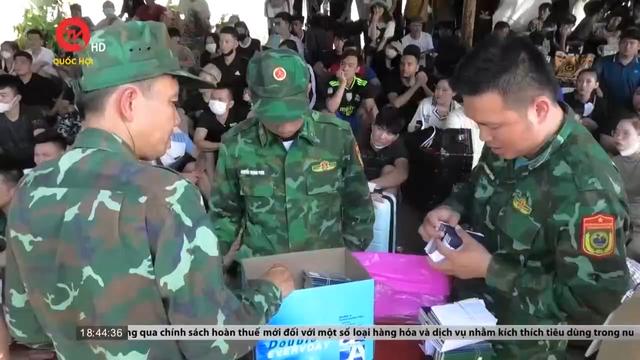 Tiếp nhận hơn 250 người Việt từ Campuchia