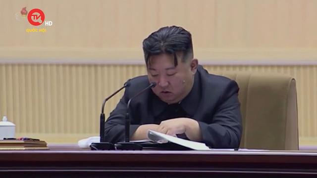 Ông Kim Jong-un khóc tại hội nghị với các bà mẹ Triều Tiên